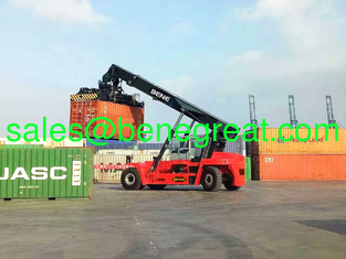 Китай Chinese 45 ton container reach stacker manufacturer with DANA transmission поставщик