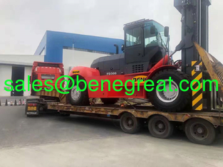 Китай 30ton to 35ton heavy diesel forklift with cabin 35ton container reach stacker35ton container forklift поставщик