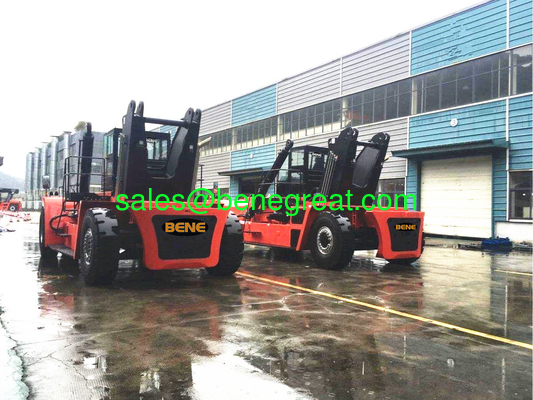 Chinese 45 ton container reach stacker manufacturer with DANA transmission поставщик