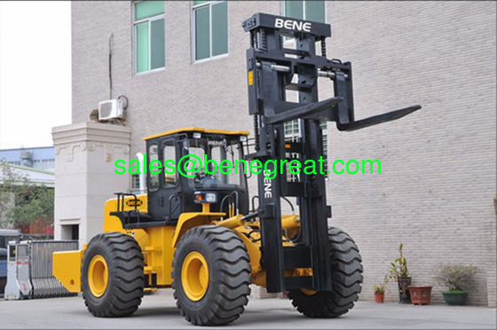 15ton empilhador todo-terreno  Empilhador todo-o-terreno15ton baixo preço поставщик