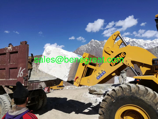 Chinese 23ton forklift loader 23ton diesel forklift 23ton wheel loader with Cummins engine for sale поставщик