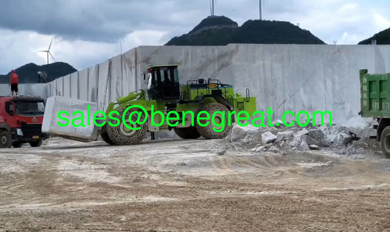 Китайский грузовик 28-32 тонн для погрузки блоков 28 тонн для погрузки погрузчиков для использования в карьерах поставщик